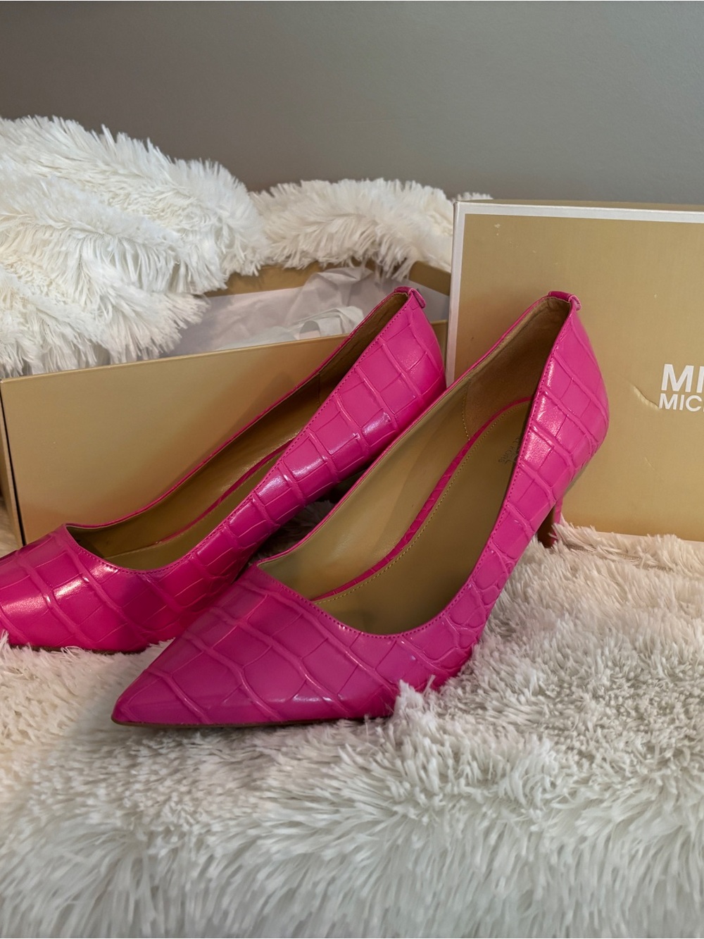Michael Kors Fuchsia Croc-Embossed Pointed-Toe Pumps
